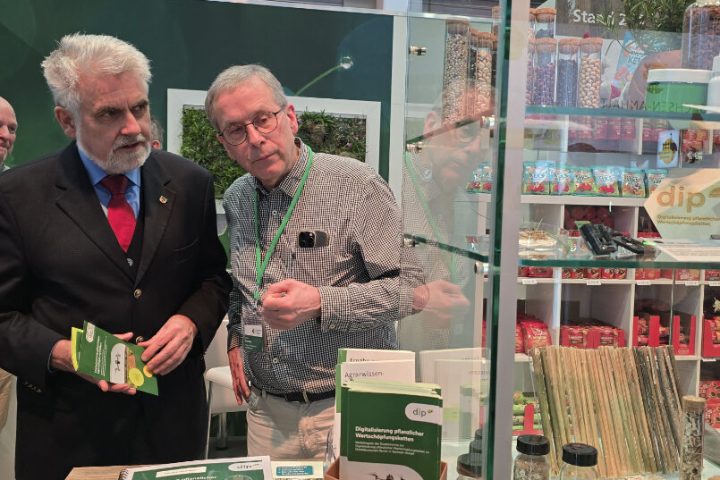 Grüne Woche 2026: DiP-Sprecher Klaus Pillen im Gespräch mit Sachsen-Anhalts Wissenschaftsminister Prof. Dr. Armin Willingmann